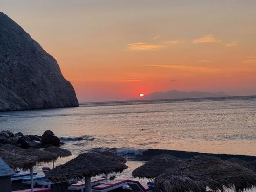 Santorini Sunrise Studio Pleasure - Κλησίδι