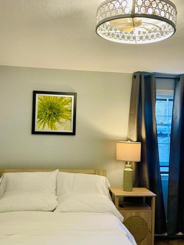 Marblehead Townhouse - main image