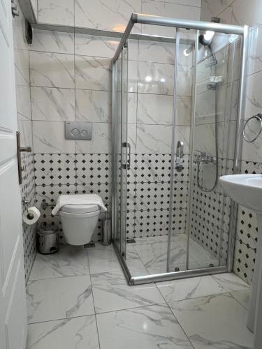 Double Room with Sea View image 1