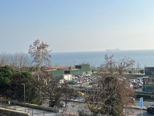 Double Room with Sea View image 2