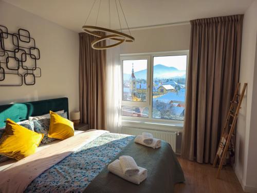 Mountain and City View with Underground Parking Mountain and City View with Underground Parking