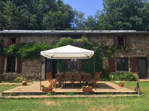 Viesnīcas āriene, Gite Les Saules, Pyrénées - Vues Imprenables sur les Montagnes, Piscine Jacuzzi (Gite Les Saules, Pyrenees - Vues Imprenables sur les Montagnes, Piscine Jacuzzi) in La Barthe-de-Neste