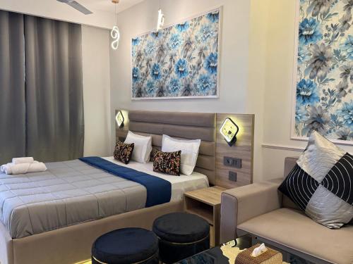 Suncatcher by Royal Reetreat Suite, New Delhi