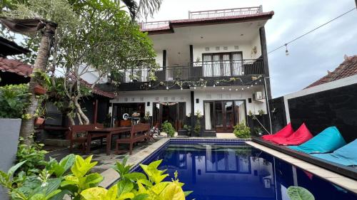 Parmilla Uluwatu