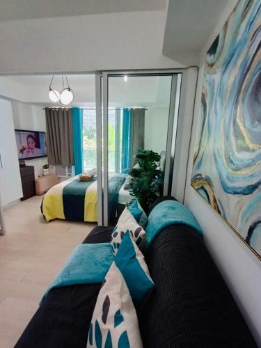 Maldives Suites, Azure Urban Resorts and Residences, Manila