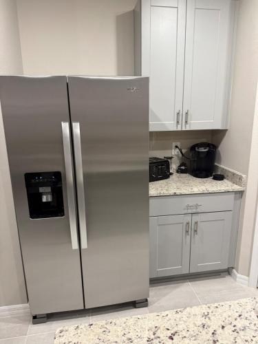 Explore Disney, Universal & More! Cozy Auburndale Home for Your Florida Adventure!, Auburndale (photo 6)