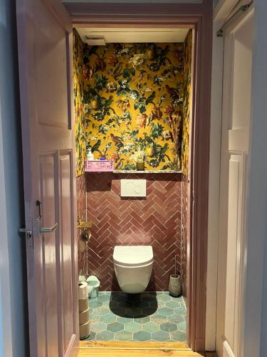 IVY - Classical & modern apartment in lovely neighbourhood near beach, L'Aia (foto 7)