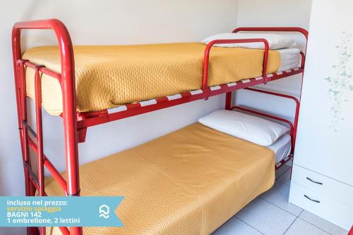 Senigallia, bilocale sul mare con spiaggia inclusa - SE004