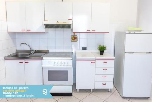 SE007 - Senigallia, bilocale sul mare con spiaggia