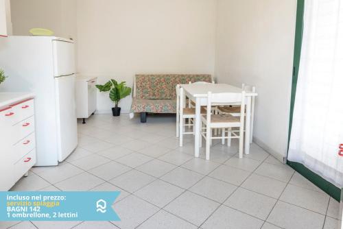 SE007 - Senigallia, bilocale sul mare con spiaggia