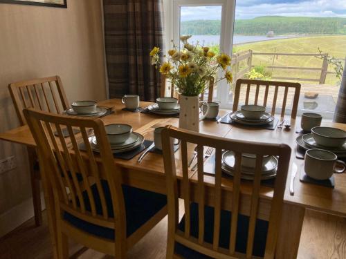 Seadmed, Kielder Cottage overlooking Kielder reservoir in Falstone