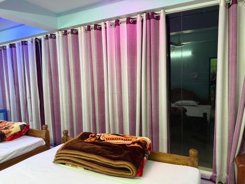 2 double beds