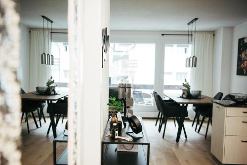 مطبخ, Feel Home Apartments 501 - Seeblick - Bergblick - Parkplatz in Emmetten