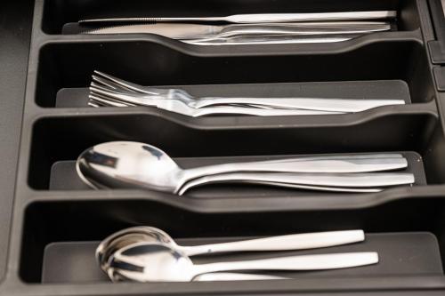 Superior 4-Bedroom Home ideal for families, Contractors and Relocations in Tunstall