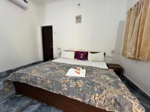 Double Room with Private Bathroom image 3