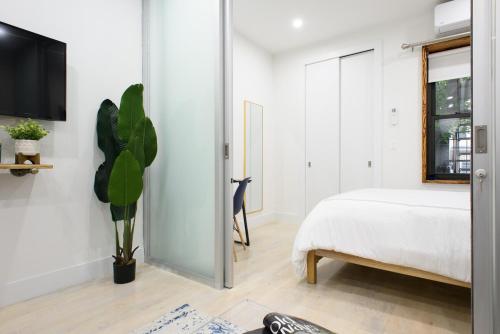 78-2B New furnished 1BR WD walk to Central Park, New York (Foto 10)