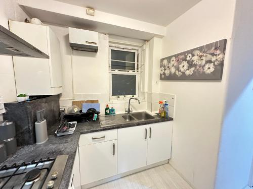 Flat in Aldgate East, London, London (photo 10)