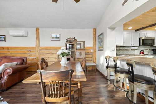 Konyha, Lookout Lodge in Custer