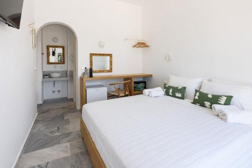 Vounali Rooms 2