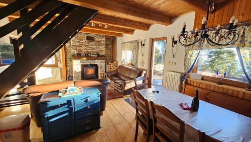 Rogla Chalet Mojca in Жреце