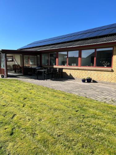 Jardí, Dejlig og hyggelig hus i Thyborøn in Thyboron