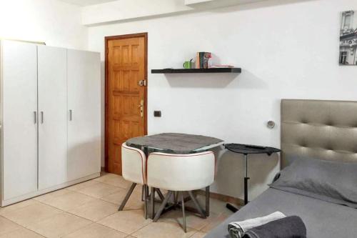 Studio in Arona with WiFi - main image