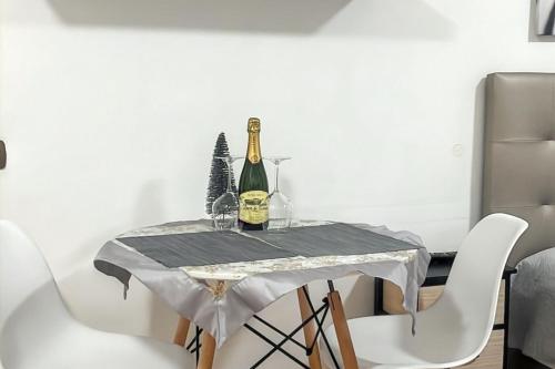 Studio in Arona with WiFi - image 11