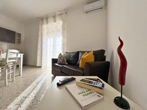 Nausicaa Beach and Town in 阿格羅波利