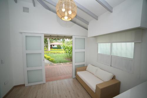 Superior Villa image 2