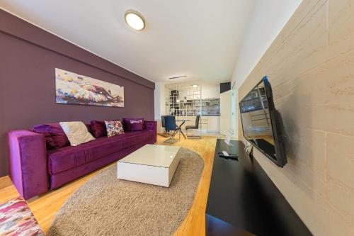 PLAN Deluxe - Romantic Excape with Whirpool Tub Niš, centar, FREE parking, Niš (foto 7)