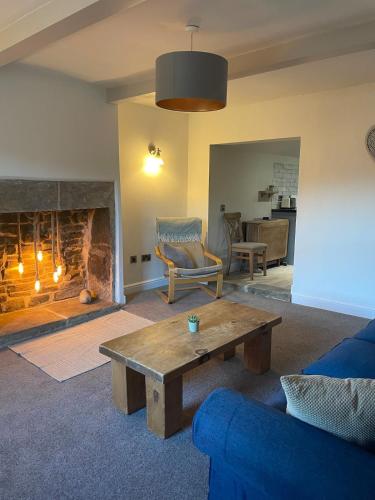 Willden Cottage, Holmfirth