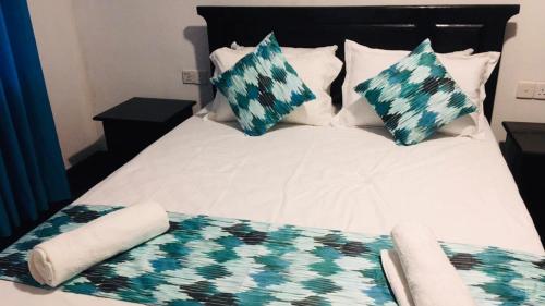 1 queen bed