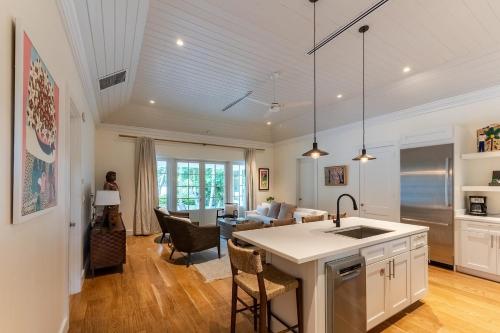 Pink Sands Resort in Dunmore Town