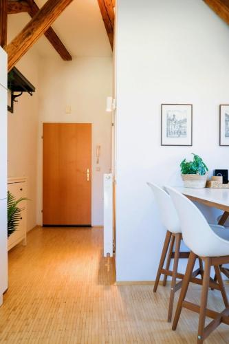 Kitchen, Helles und ruhiges Apartment im Zentrum in Sankt Leonhard