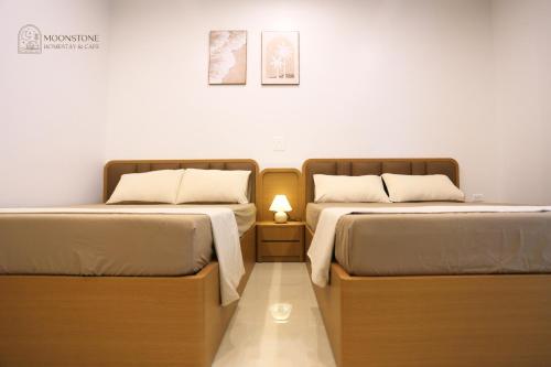Moonstone Homestay & Cafe - Vinhomes Ocean Park 2 - 샤워실