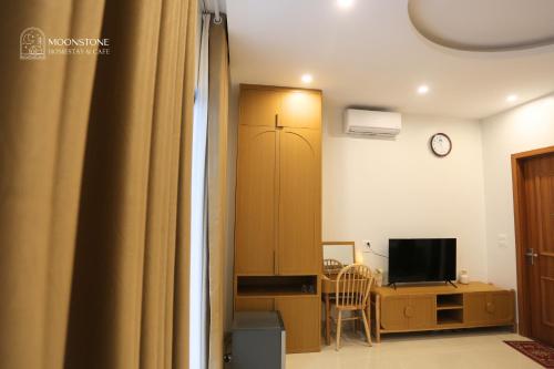 Moonstone Homestay & Cafe - Vinhomes Ocean Park 2 - 편의 시설/서비스