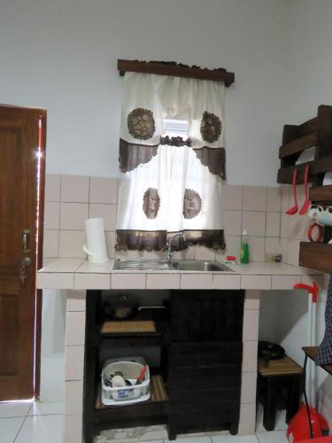 Artist Room Curacao in บริเฟนคัต