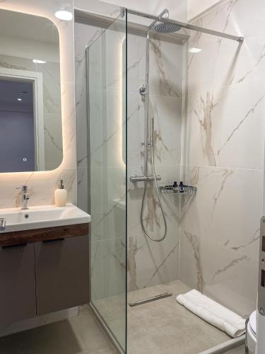 Stylish Apartment in the Heart of Athens, Афины (фото 6)