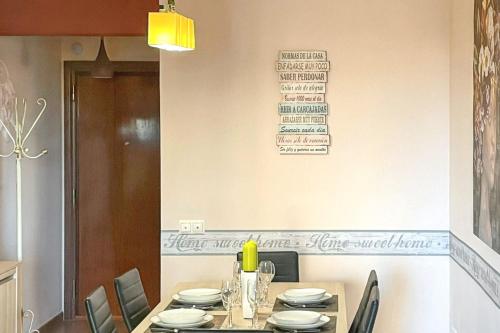 Apartment with 3 bedrooms in Malaga with wonderful city view balcony and WiFi 4 km from the beach - image 3
