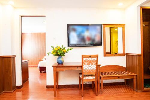 Superior Family Room - B room in TRE XANH HOTEL