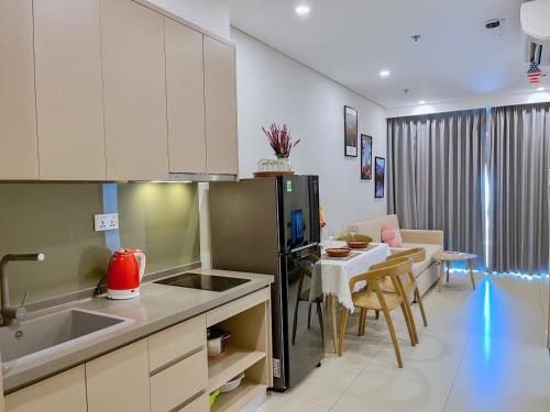 One-Bedroom Apartment with Balcony image 6