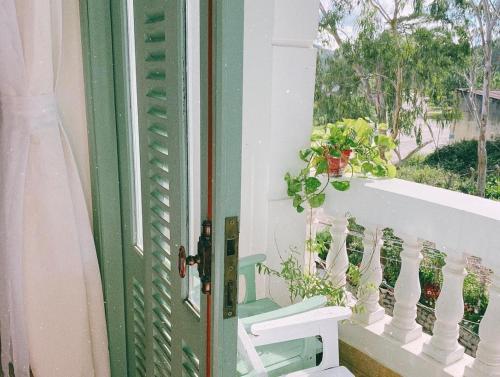 PINE TREE DALAT STUDIO APARTMENT - 발코니/테라스