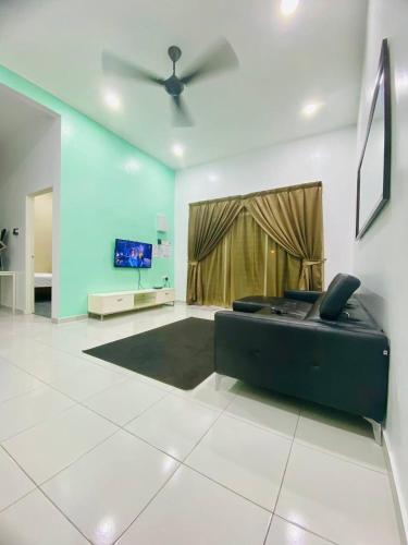 Homestay Hj Esmon Parit Raja 4 UTHM Homestay Hj Esmon Parit Raja 4 UTHM