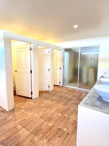 Wonderful Inn Room Type - Standard Family Room