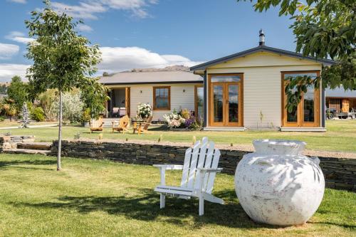 Kilátás, Luxury Wanaka villa, hot tub & mountain views in Luggate