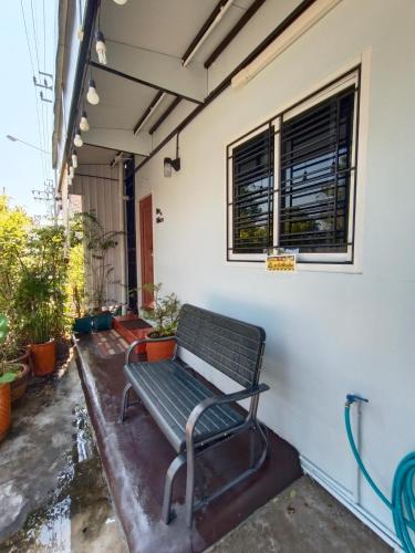 Be Happy House Bangyai Be Happy House Bangyai