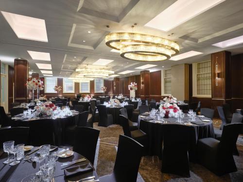 ห้องประชุม / บอลรูม, โรงแรมร็องเดวู เมลเบิร์น (Rendezvous Hotel Melbourne) near หอศิลป์แห่งชาติของรัฐวิคตอเรีย