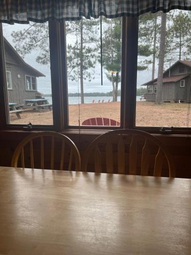 Ümbrus, Cedaroma Lodge in Saint Germain (WI)