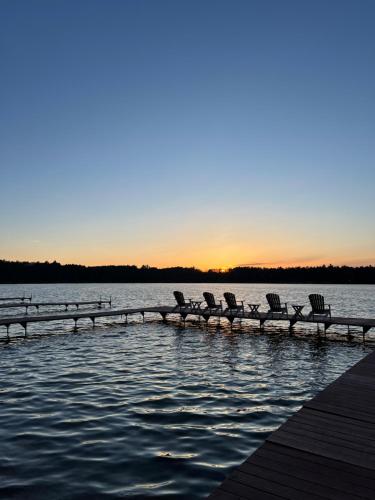 Ümbrus, Cedaroma Lodge in Saint Germain (WI)
