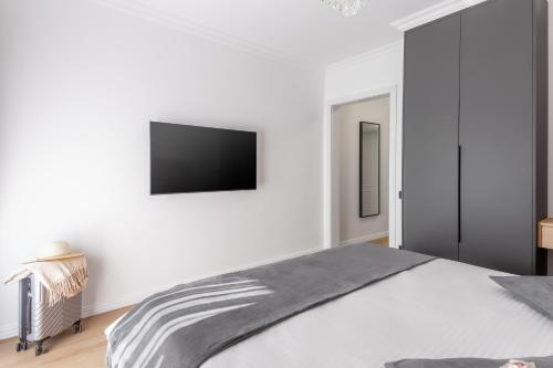Crystal Luxury - image 4